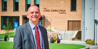 Vice-Chancellor announces plans to retire from University