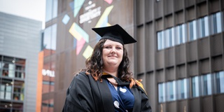 Carrie_Calvin_teaser